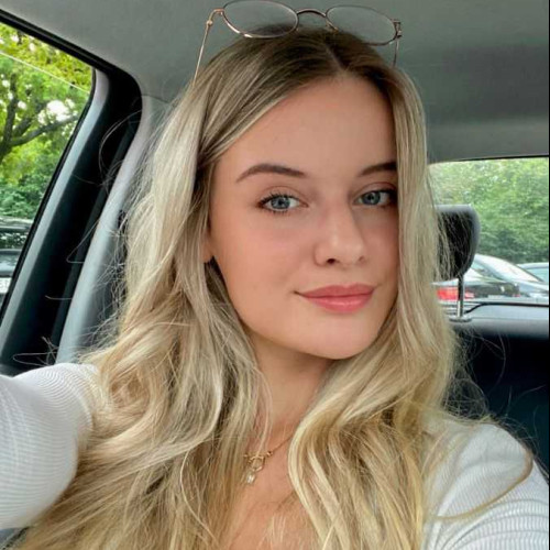 Laura J. profile photo