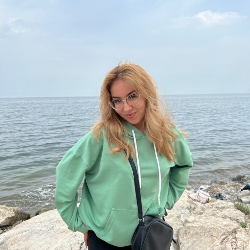 Shira E.
