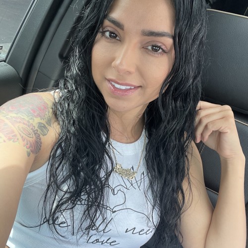 Leslie  B.
