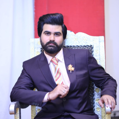 Ali H.