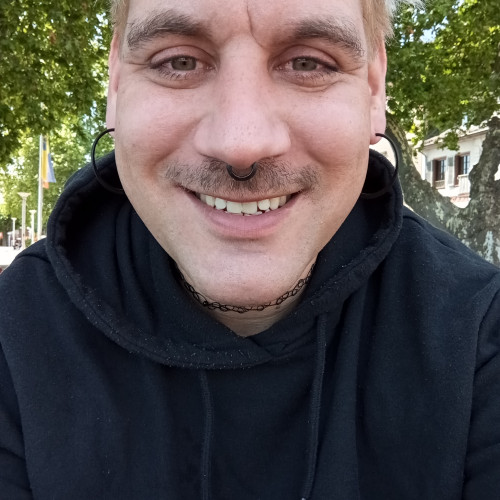 Flori F. profile photo