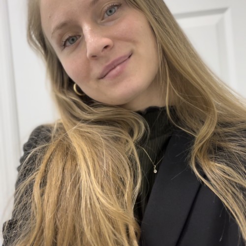 Julia D.