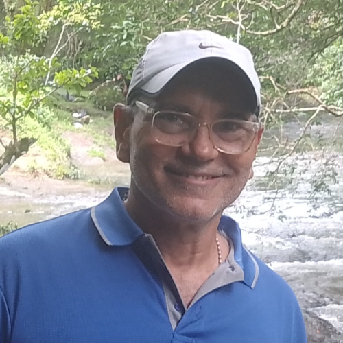 Roberto D.