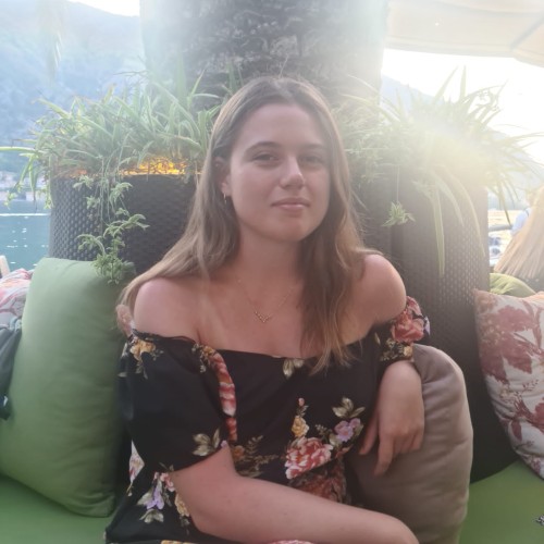 Laura C. profile photo