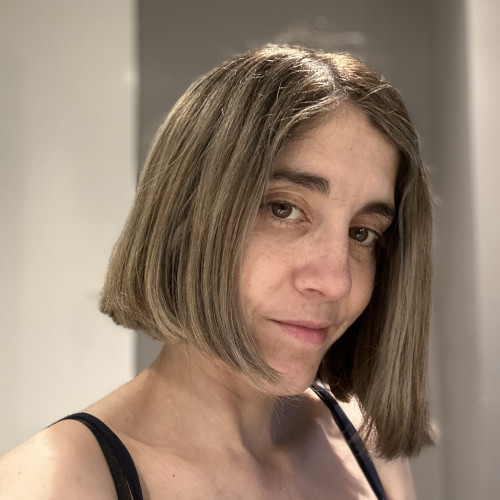 Vivian  A. profile photo