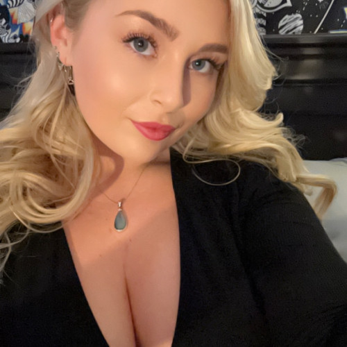 Chloe E. profile photo