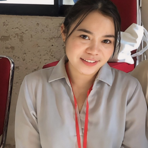 Laura T. profile photo