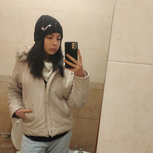 Mia M.