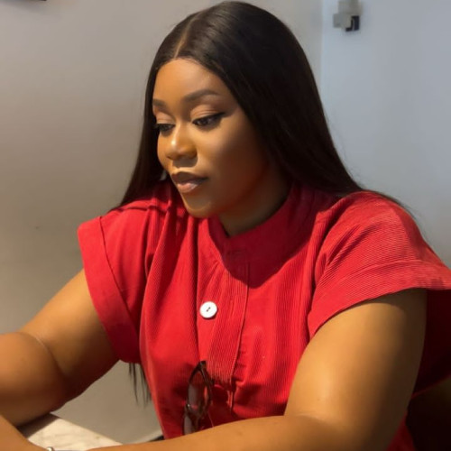 Vee N. profile photo