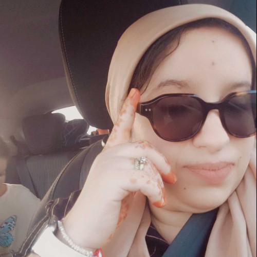 khadija n.