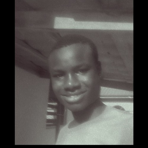 Elvis G.