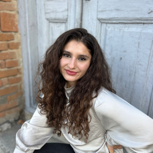 Andreea g. profile photo