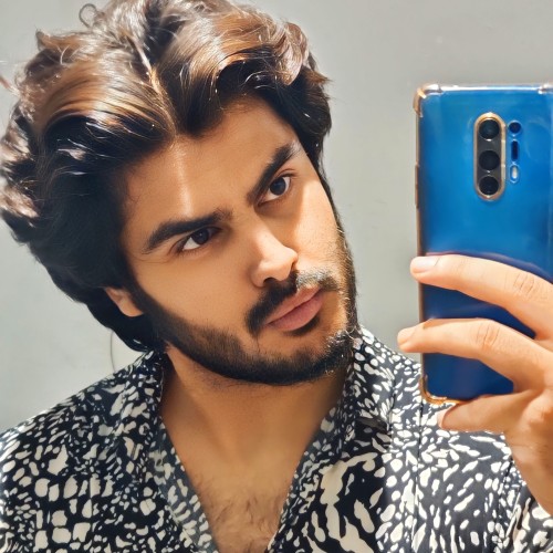Shahroz M.