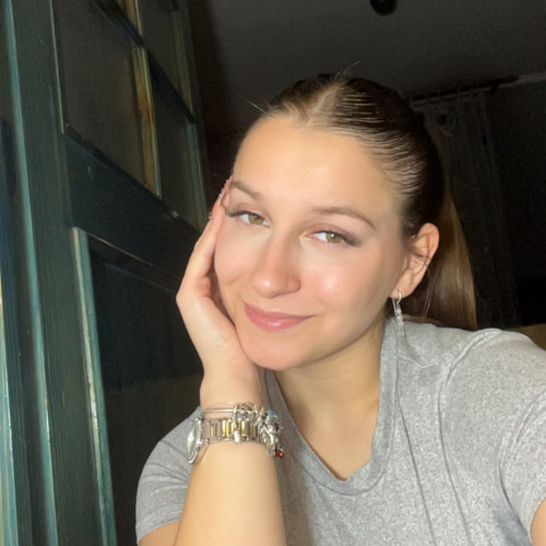 Kitti M. profile photo