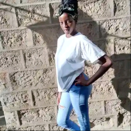 Essy E. profile photo