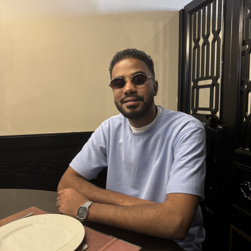 omar H. profile photo