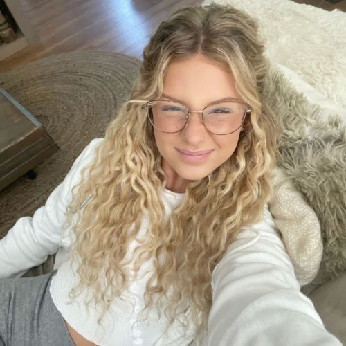 Ava W. profile photo