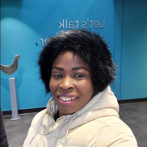 Flora D. profile photo