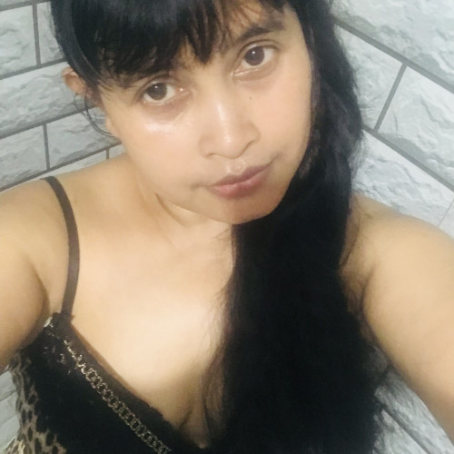 Uswatun K. profile photo