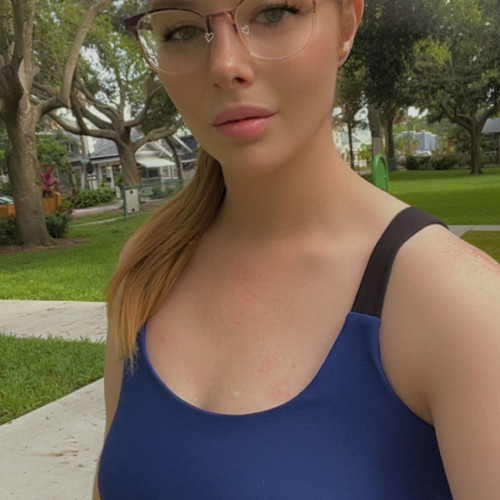 Victoria S.