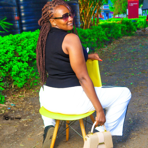 martha w. profile photo