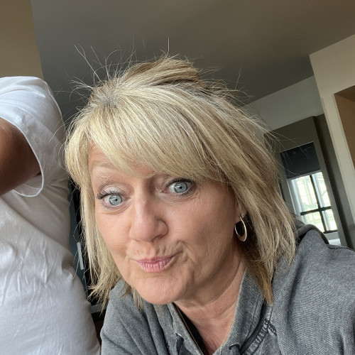 michelle b. profile photo