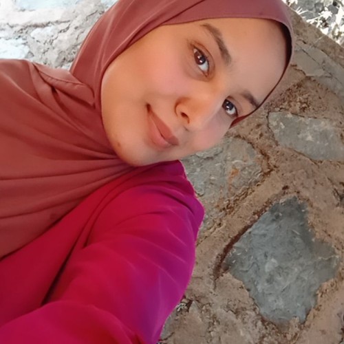 amina E.
