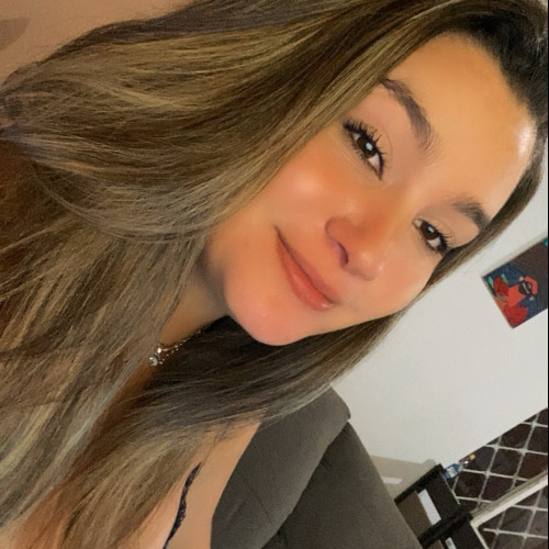 Luana T. profile photo