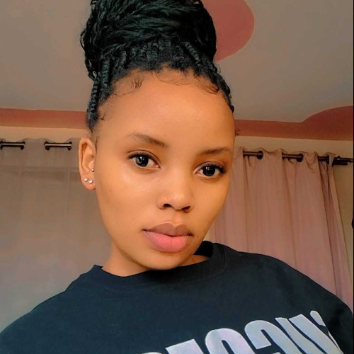 Esther T. profile photo