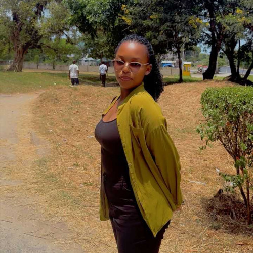 gloriosa m. profile photo
