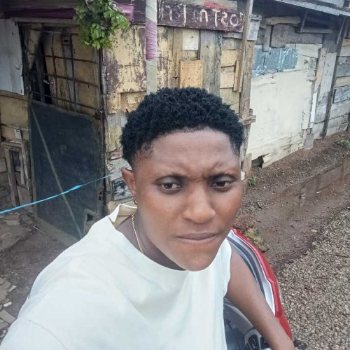praise E. profile photo