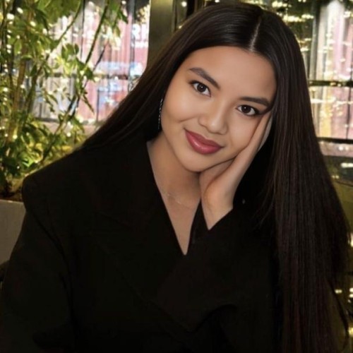 Ivy Gomez A.