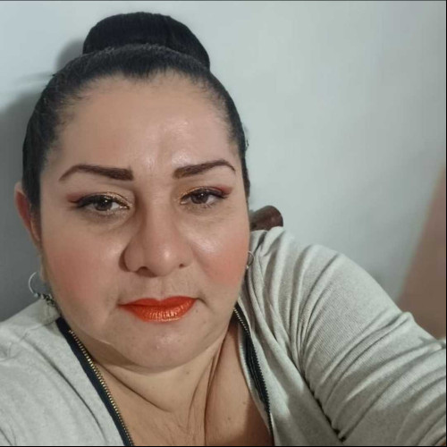Luzgaly C.