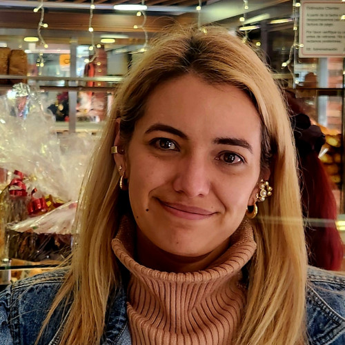 Marcela  L. profile photo