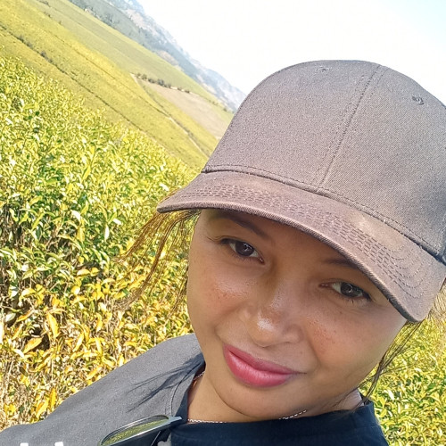 NiAnja R. profile photo