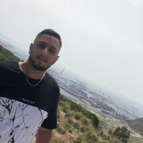 Medi L. profile photo