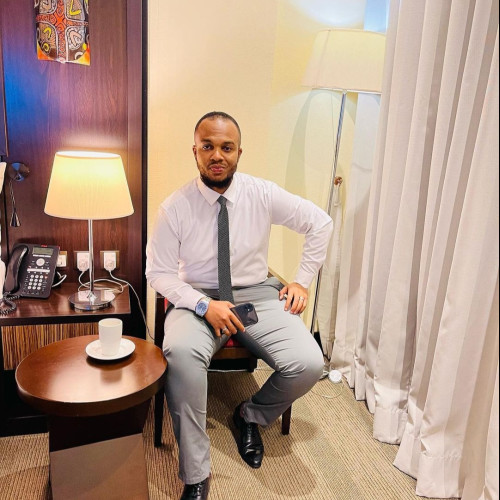 Van M. profile photo