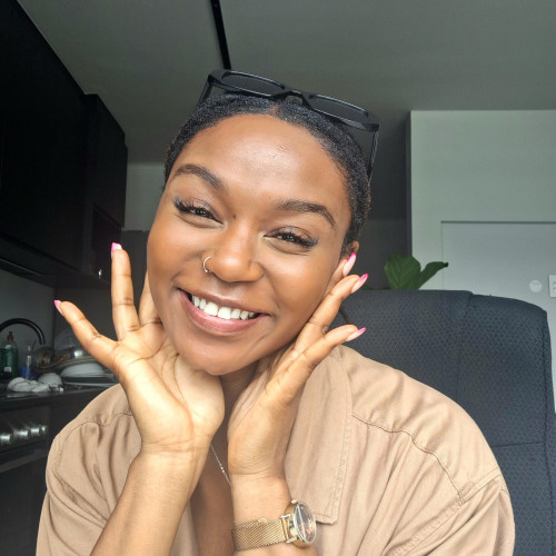 Naledi T.