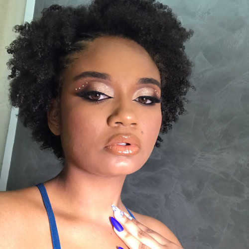 Esther V. profile photo