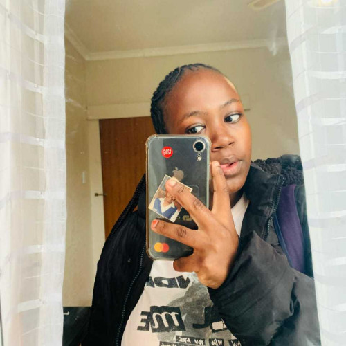 nomhle n.