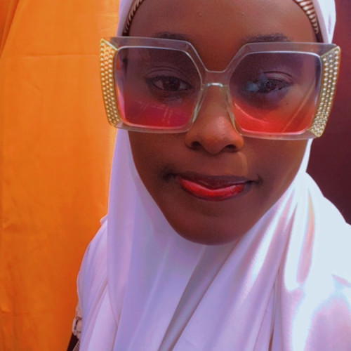 Hauwau H.