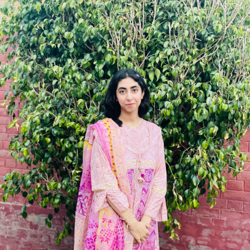 Nusha H.