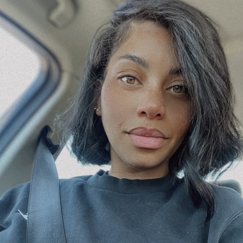 Iyuana I. profile photo