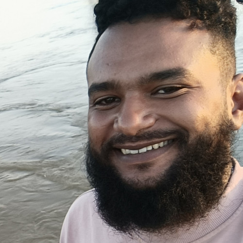 Mave R. profile photo