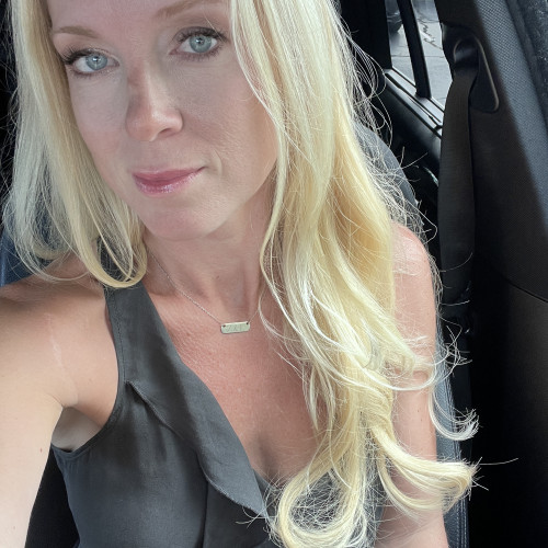 Chrissy J. profile photo