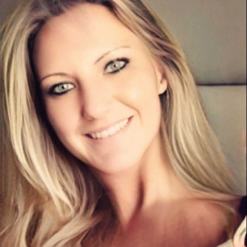 Angelique D. profile photo