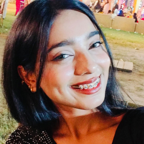 Aizy F. profile photo