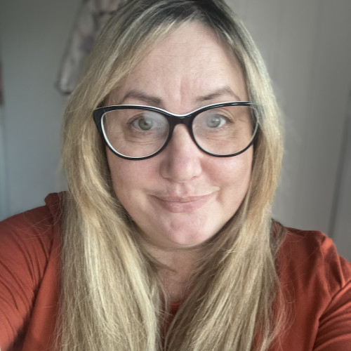 Claire  W. profile photo