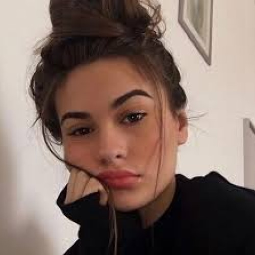 Rachel R.
