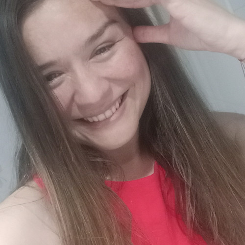 Elsa  L. profile photo